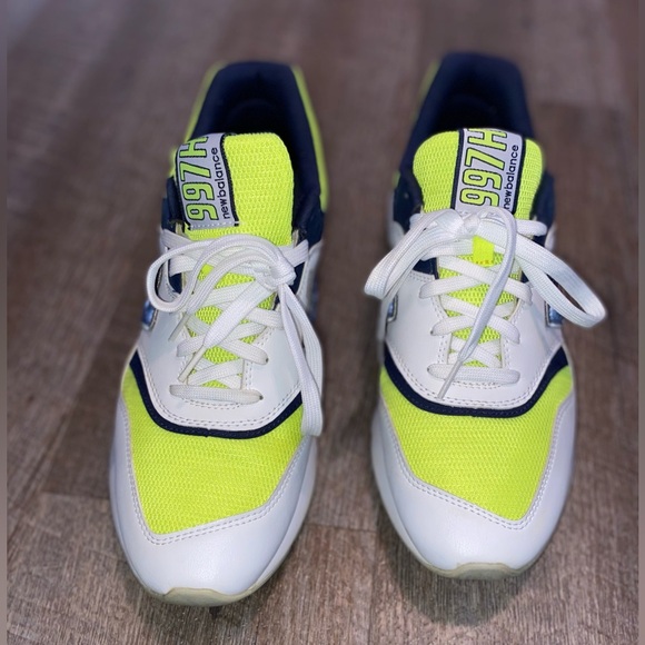 New Balance 997H Hi Lite size 10.5 - Picture 10 of 14